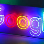 Google, Facebook и Oracle следят за любителями клубнички