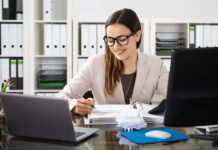 Бухгалтерские услуги под ключ от компании «Простые решения»