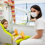 Детская стоматология: какие обязанности и услуги она должна представлять