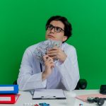 Работа в Тинькофф: возможности и особенности