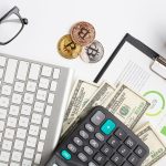 Правила личной финансовой безопасности: основные правила и советы https://ru.freepik.com/free-photo/top-view-of-financial-instruments_5481224.htm#fromView=search&page=1&position=12&uuid=7d25aafb-9bef-4de5-b0cb-d656290c1e1e