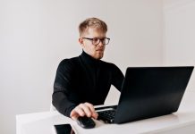 Эффективное онлайн-обучение для будущих тестировщиков: курс и практика freepik