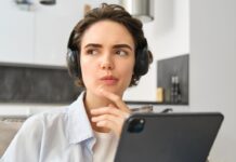 Виртуальный ассистент: что это, возможности и как выбрать