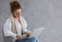 Мониторинг позиций: зачем он нужен и как правильно отслеживать результаты продвижения сайта